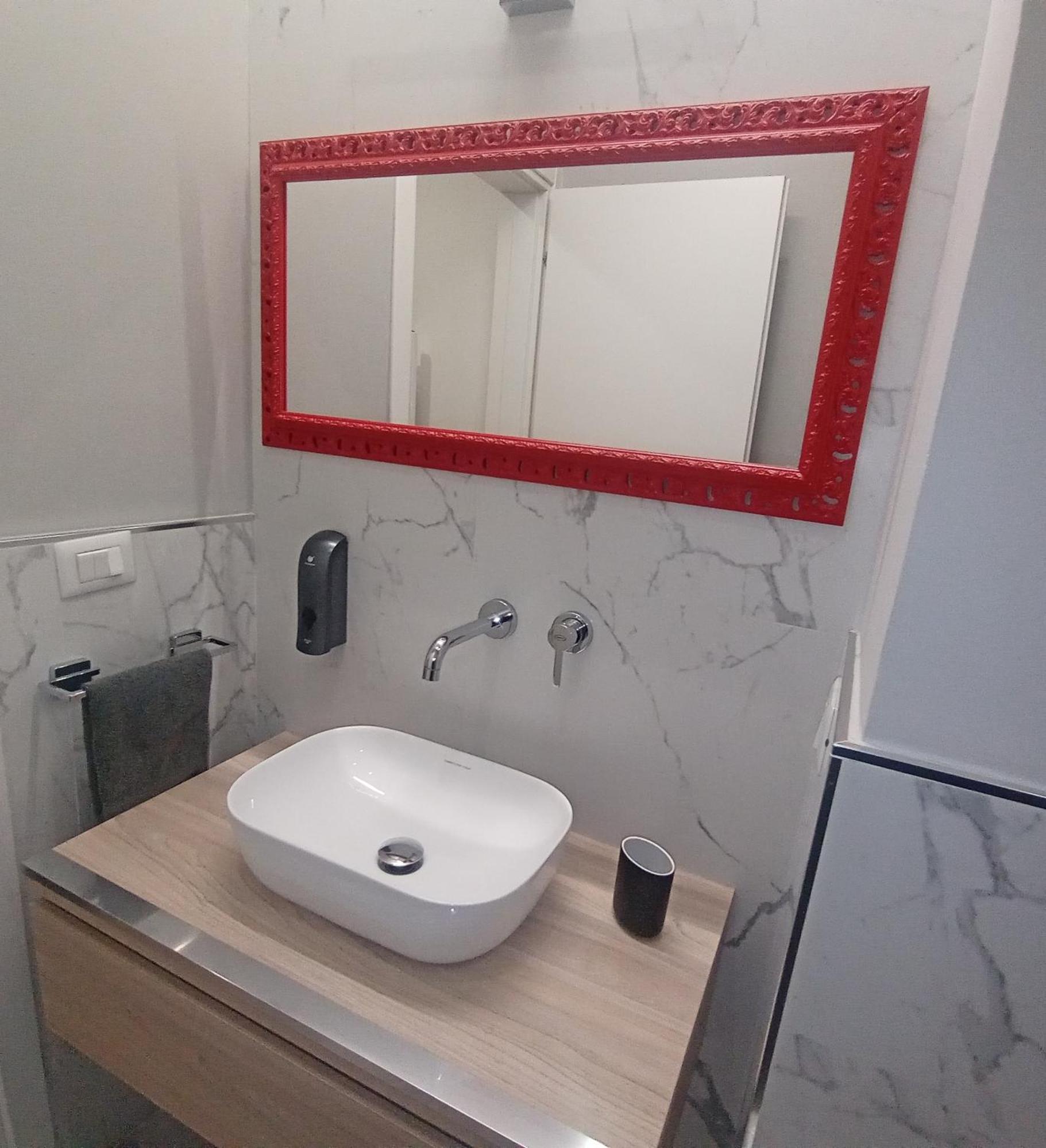 051 Guest House Sant'Orsola Malpighi โบโลญญา ภายนอก รูปภาพ