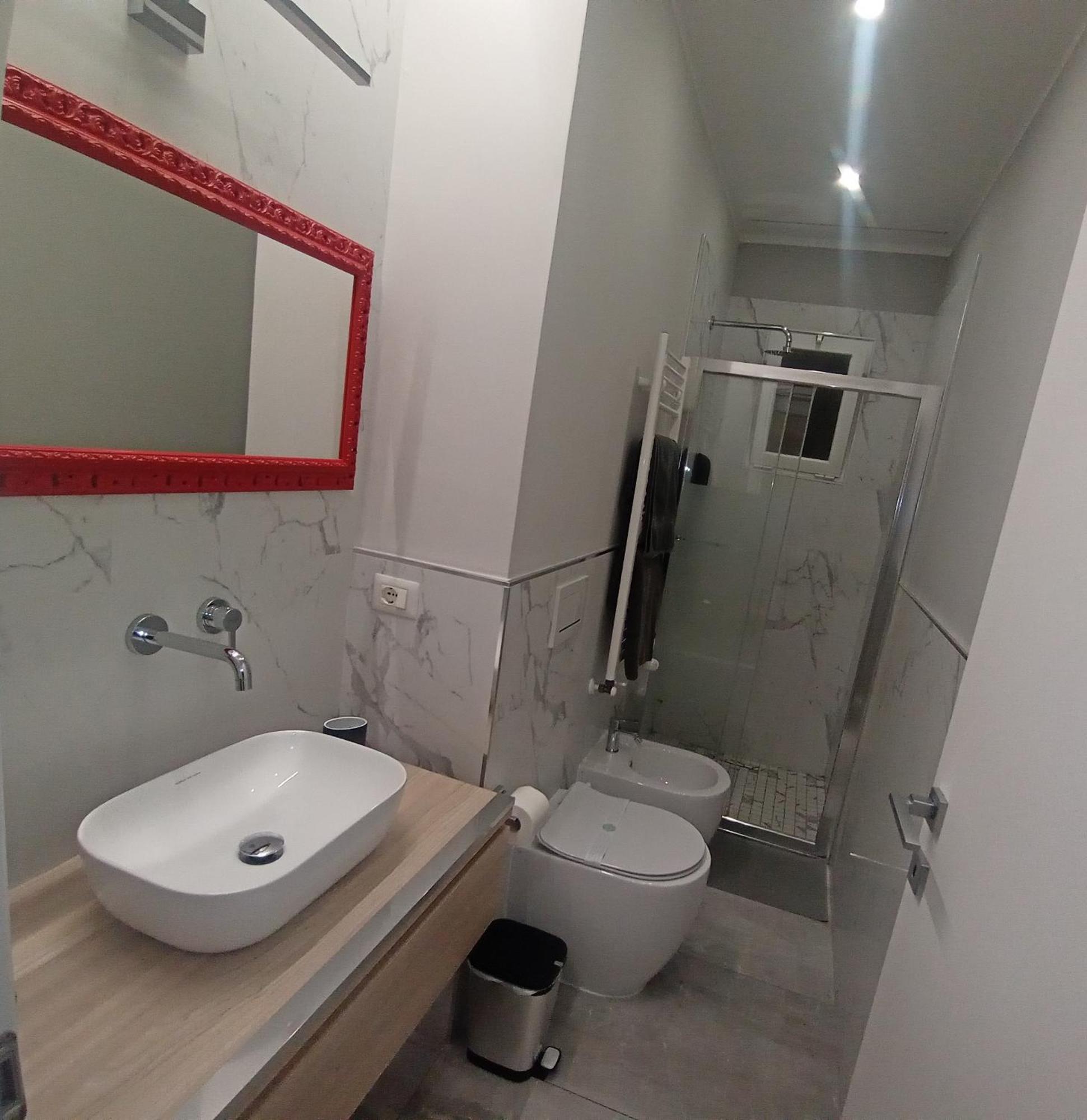 051 Guest House Sant'Orsola Malpighi โบโลญญา ภายนอก รูปภาพ